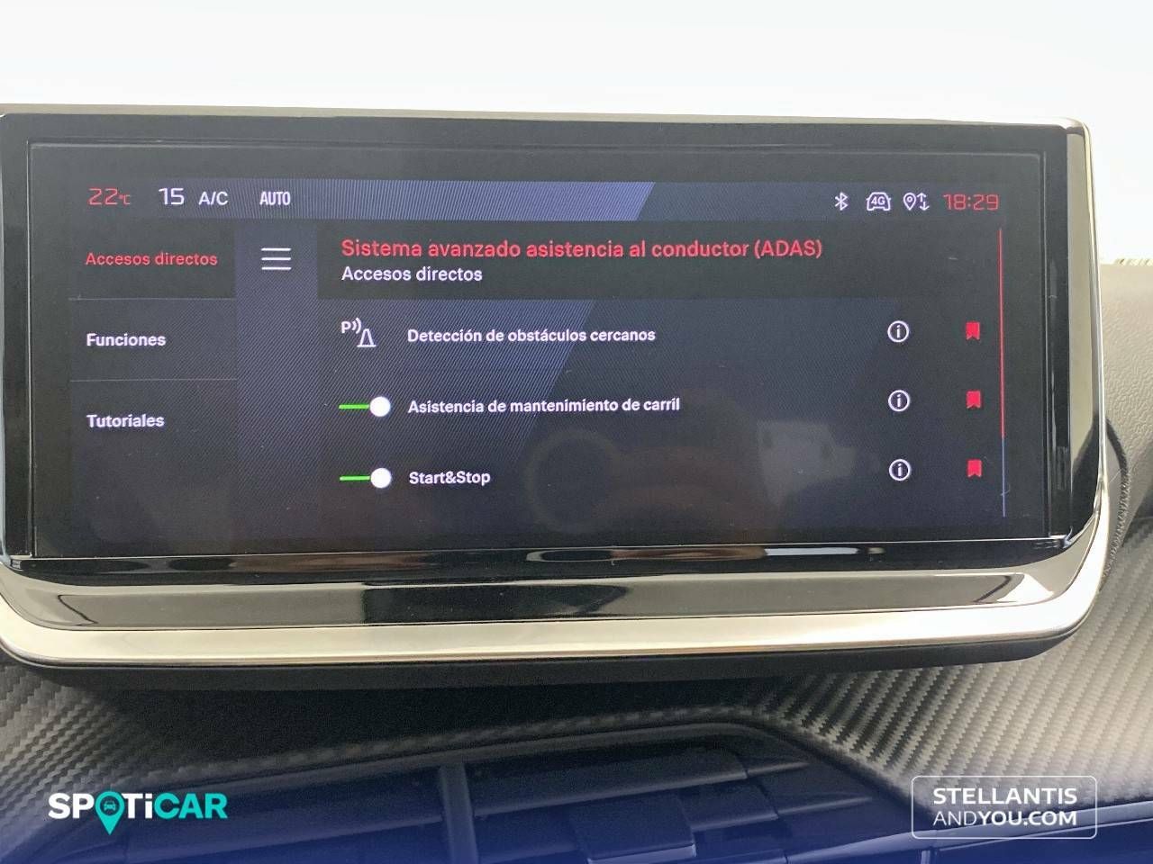 Foto Peugeot 208 17