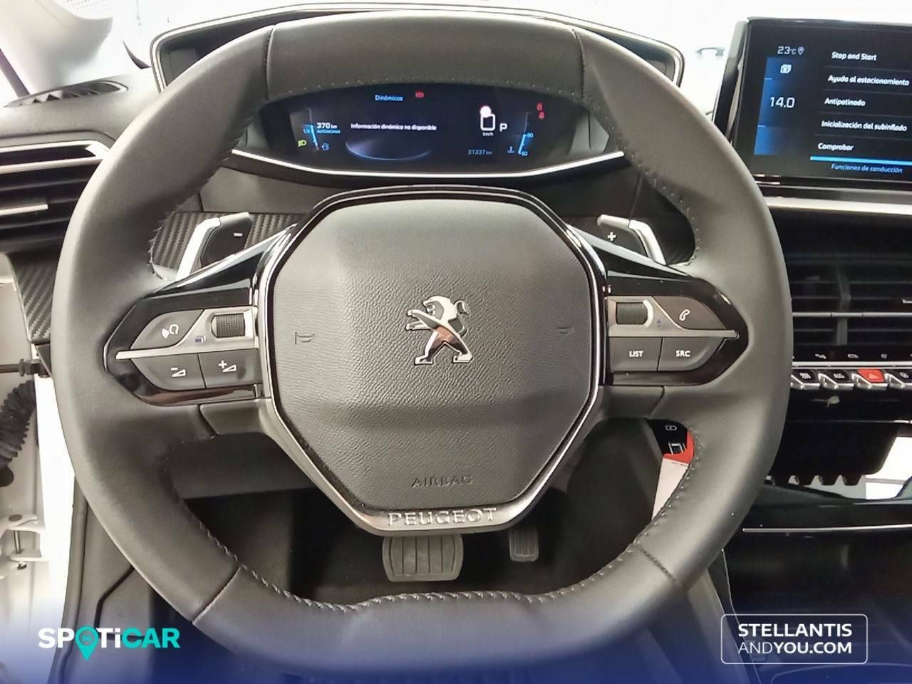Foto Peugeot 208 17