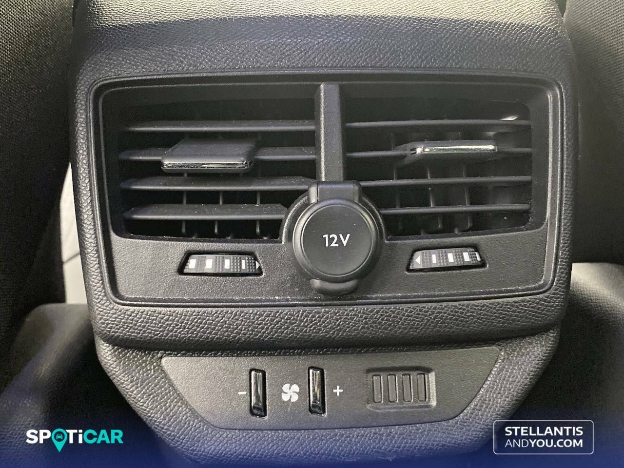 Foto Peugeot 5008 17