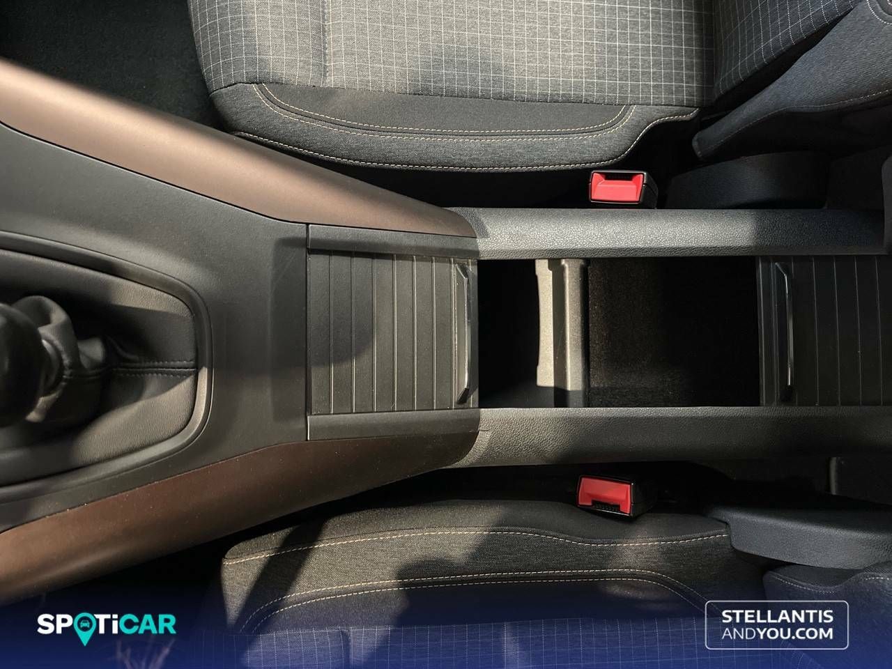 Foto Peugeot Rifter 18