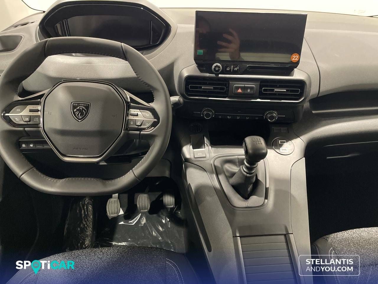 Foto Peugeot Rifter 8