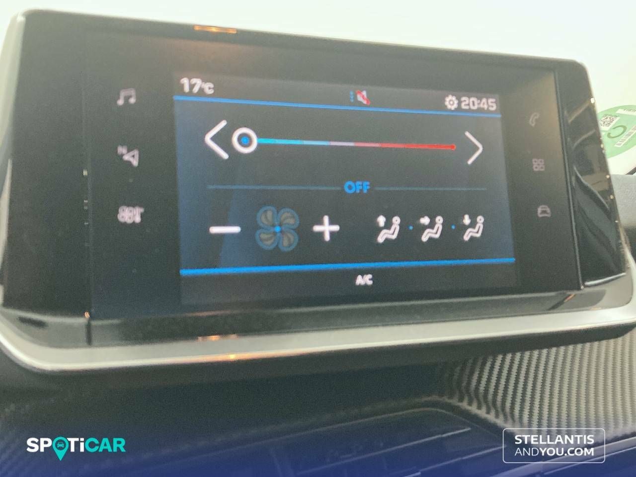 Foto Peugeot 208 17