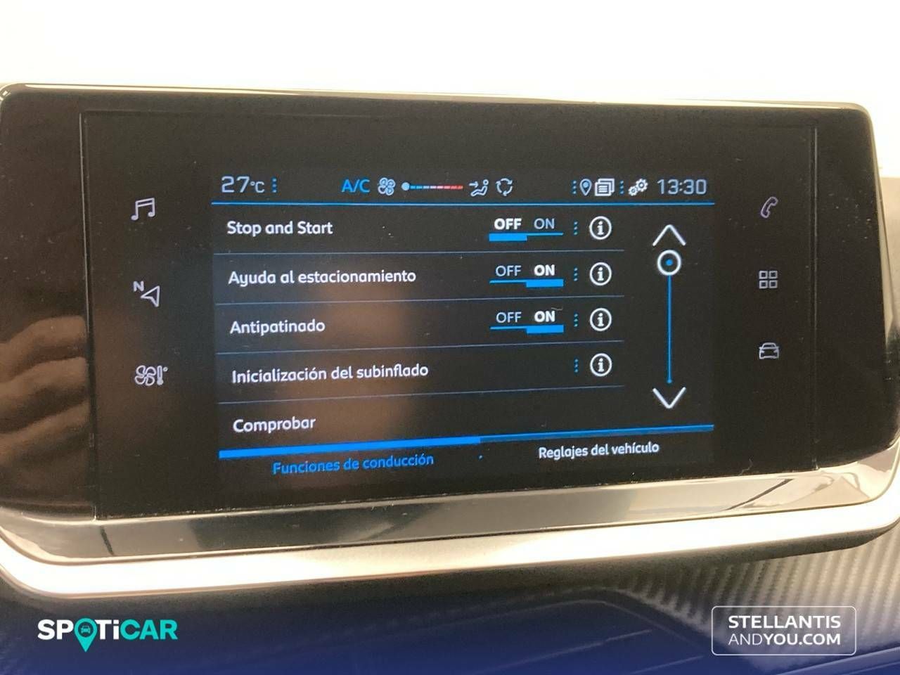 Foto Peugeot 208 12
