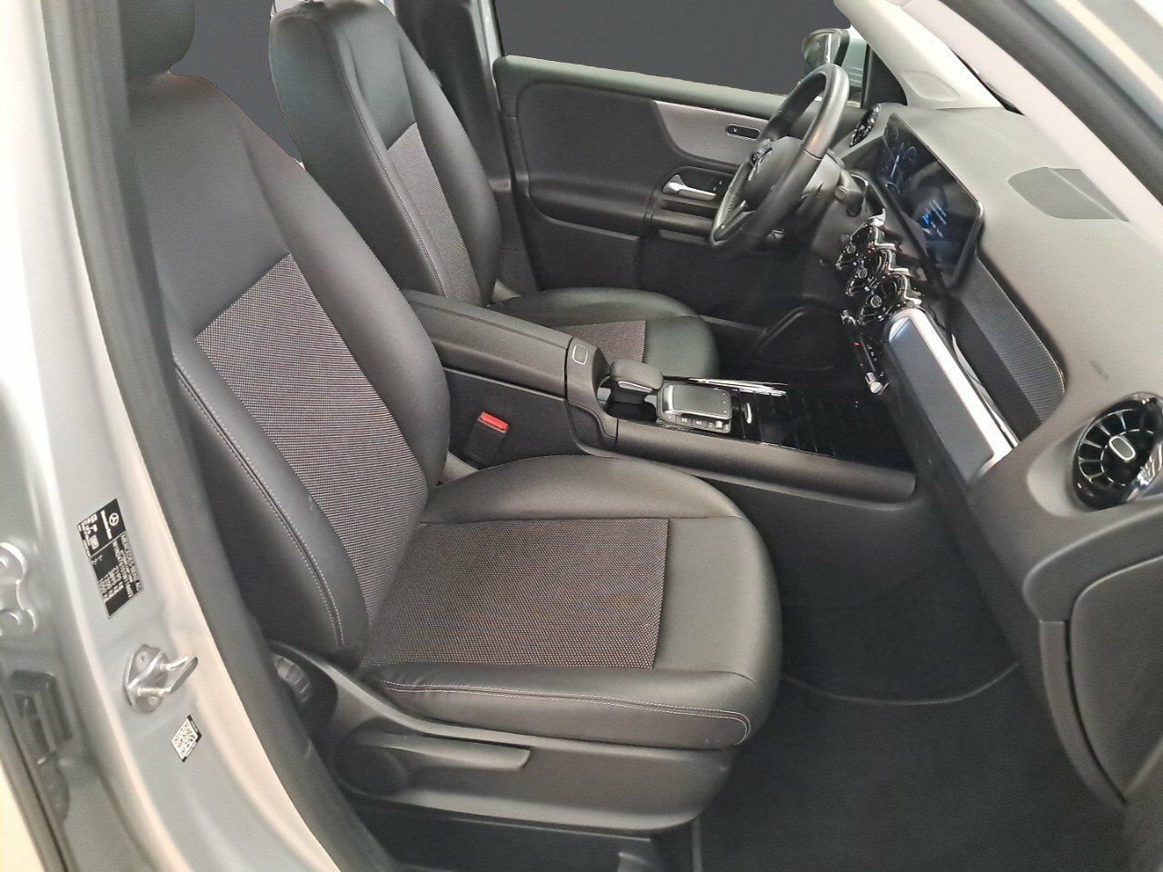 Foto Mercedes-Benz Clase GLB 9