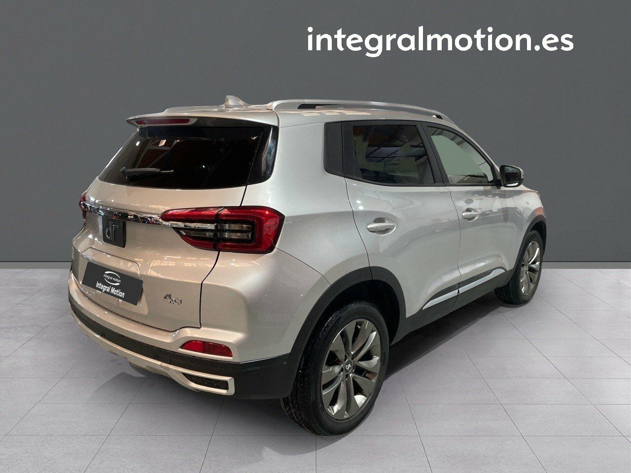 Foto DR Automobiles DR4 5