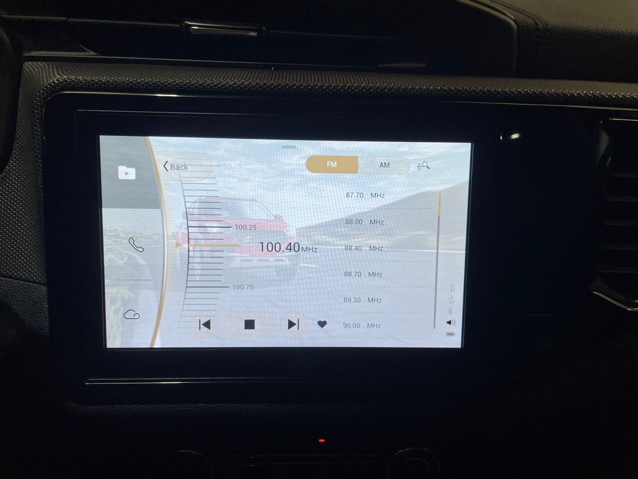 Foto DR Automobiles DR4 14
