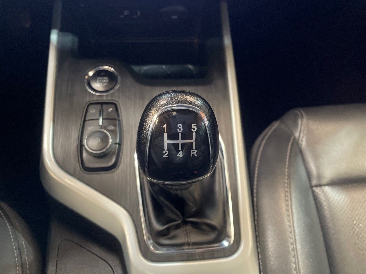 Foto DR Automobiles DR4 17