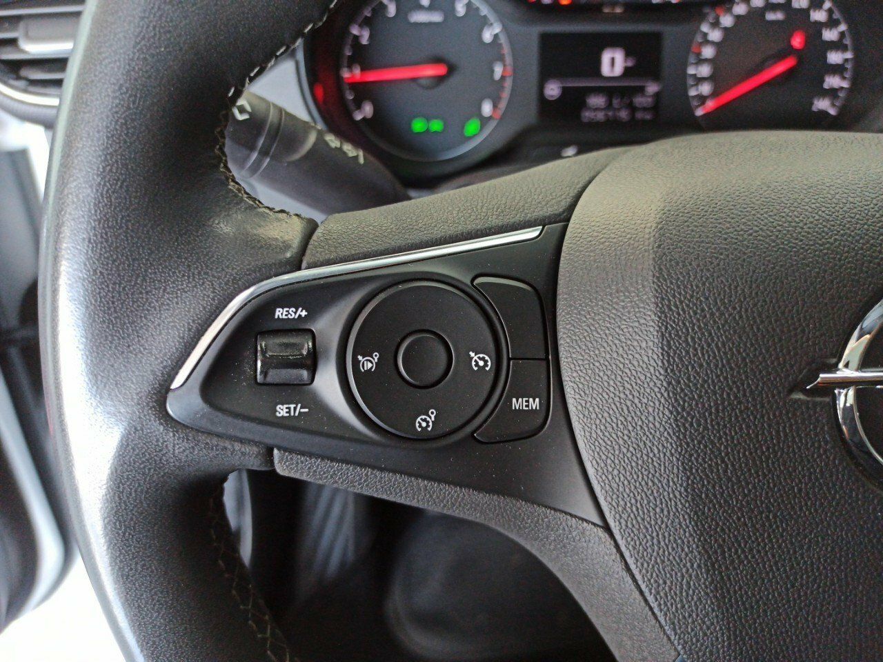 Foto Opel CrossLand 7