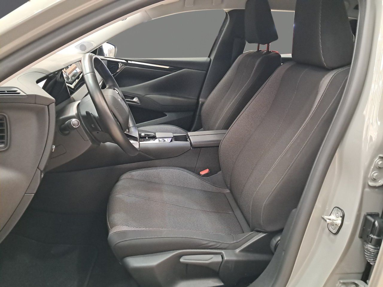 Foto DS Automobiles DS 4 6