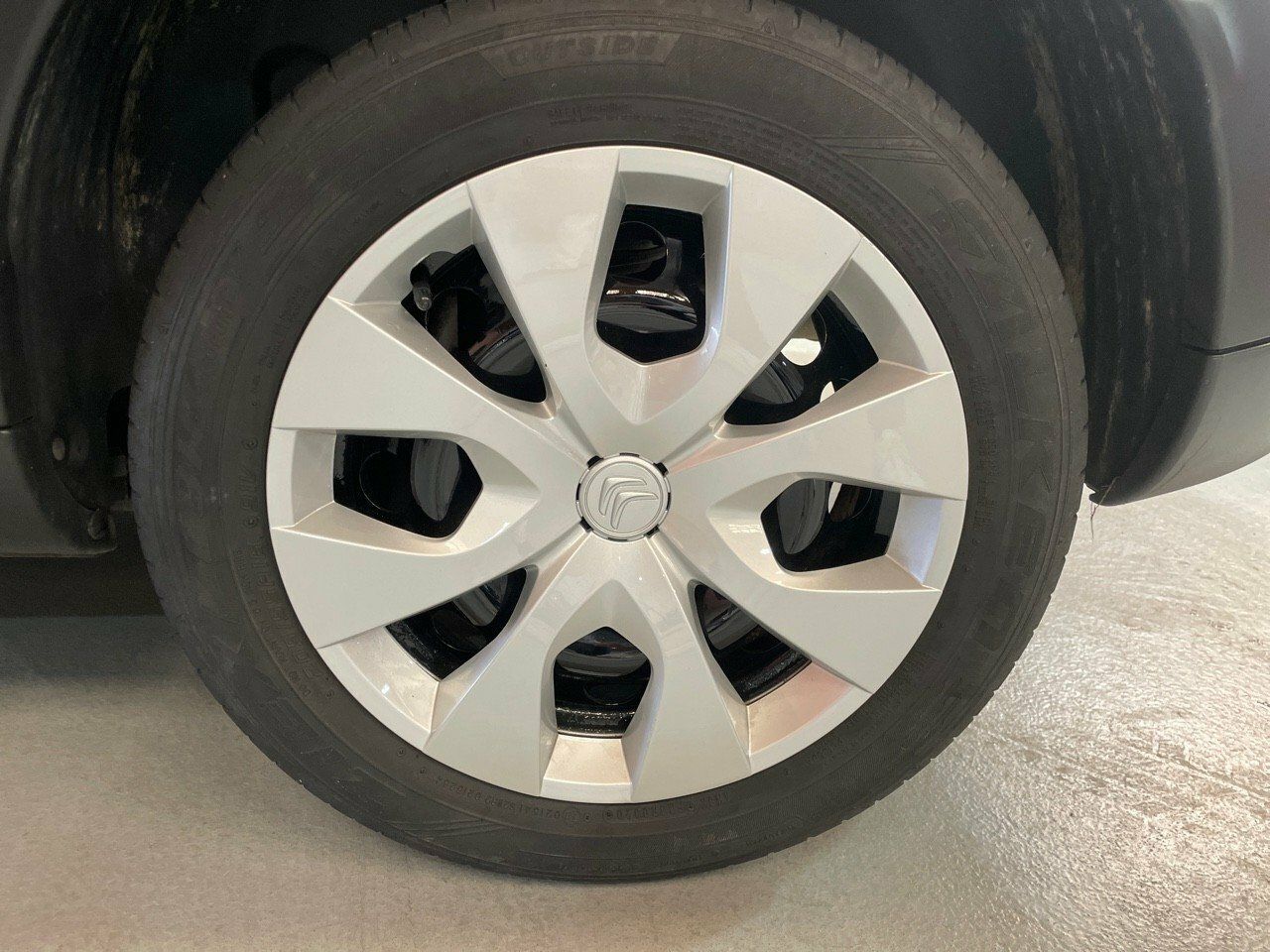 Foto Citroën C4 Cactus 29