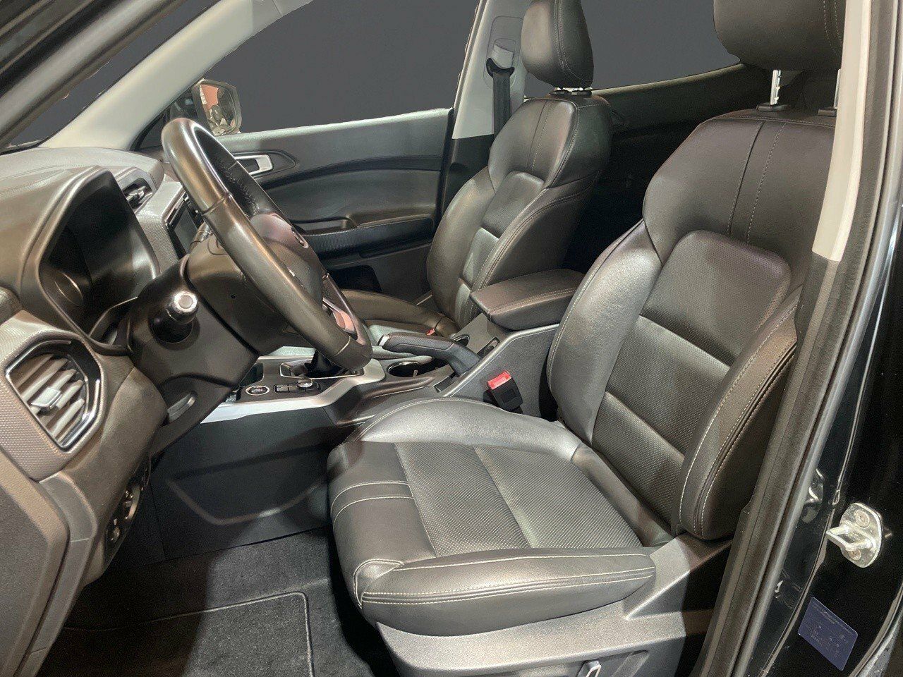 Foto DR Automobiles DR4 6