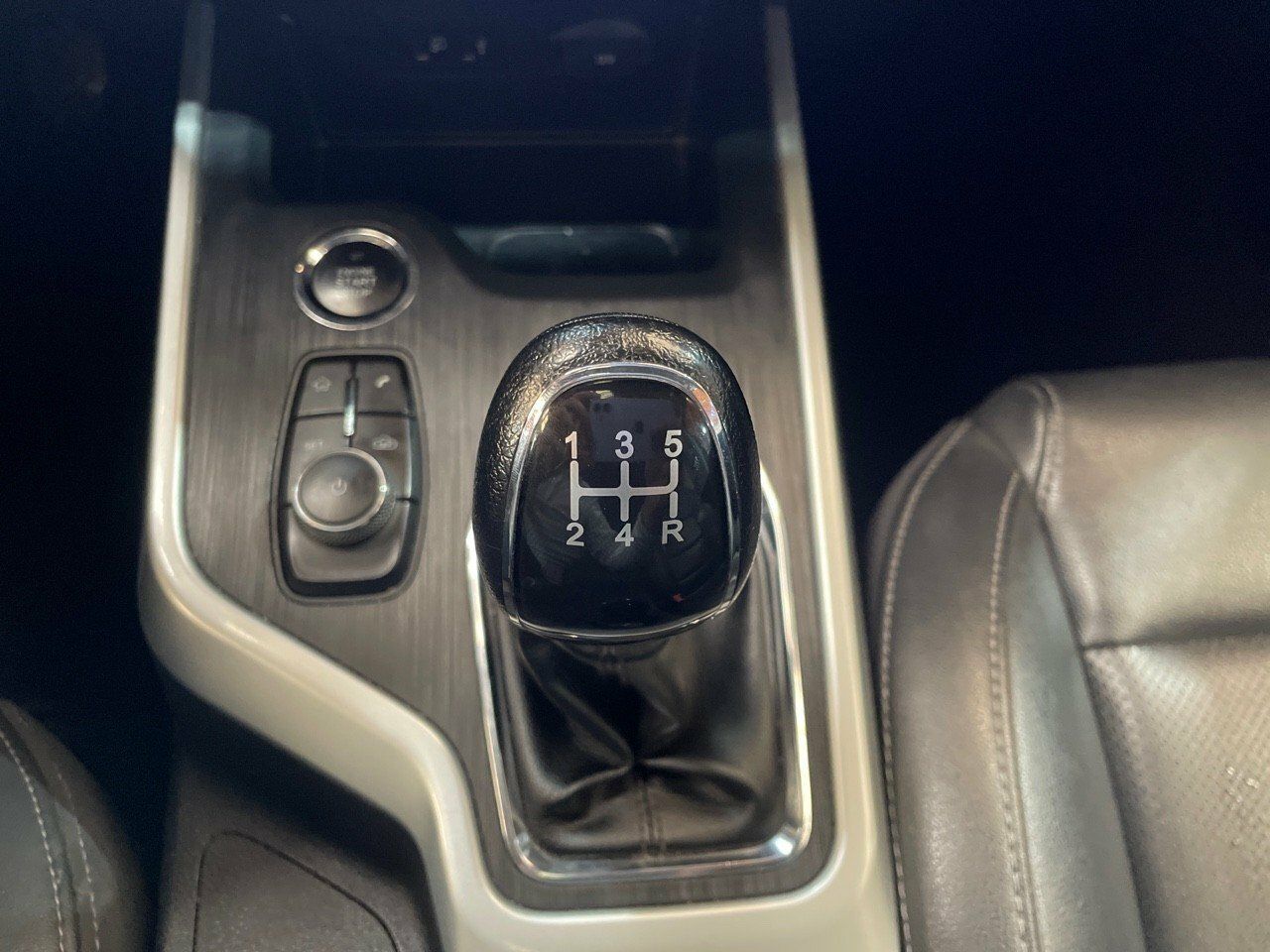 Foto DR Automobiles DR4 18