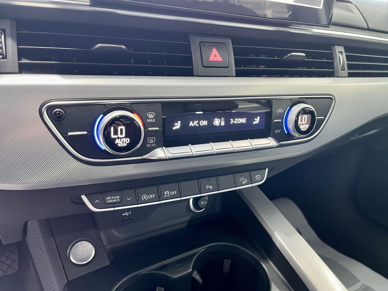 Foto Audi A4 12