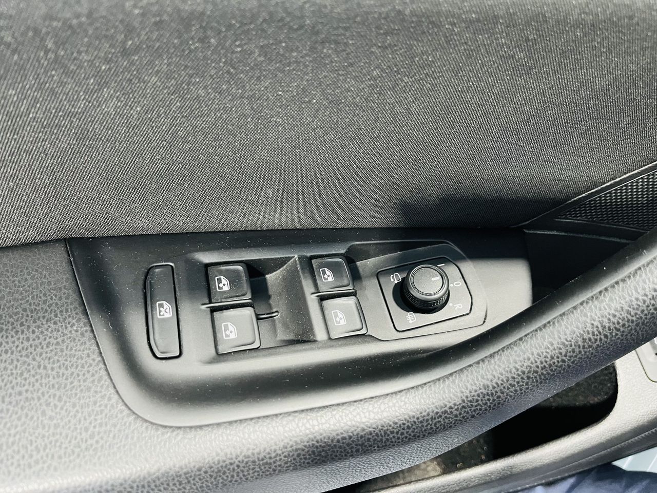 Foto Volkswagen Passat 11