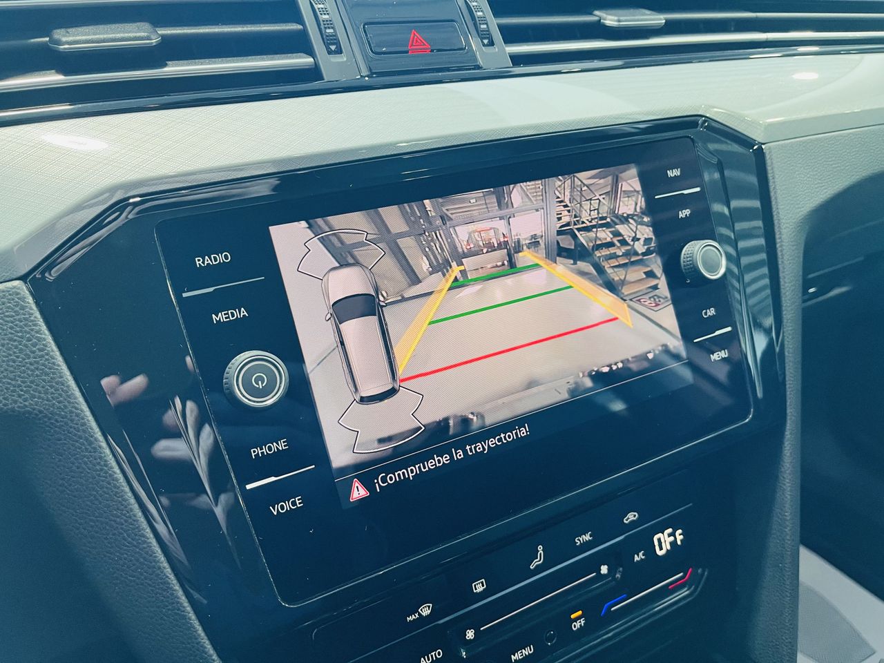 Foto Volkswagen Passat 16