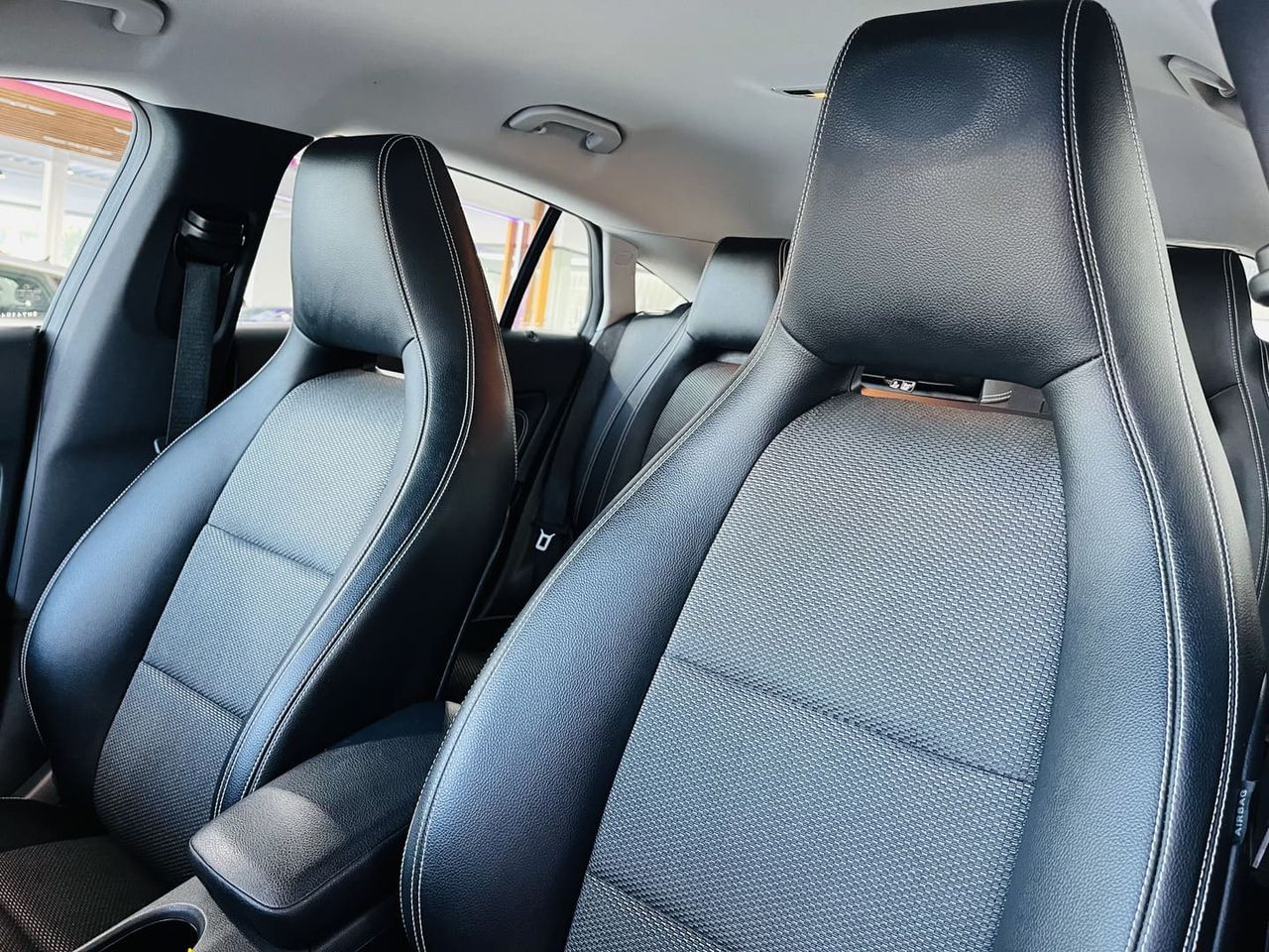Foto Mercedes-Benz Clase CLA 18