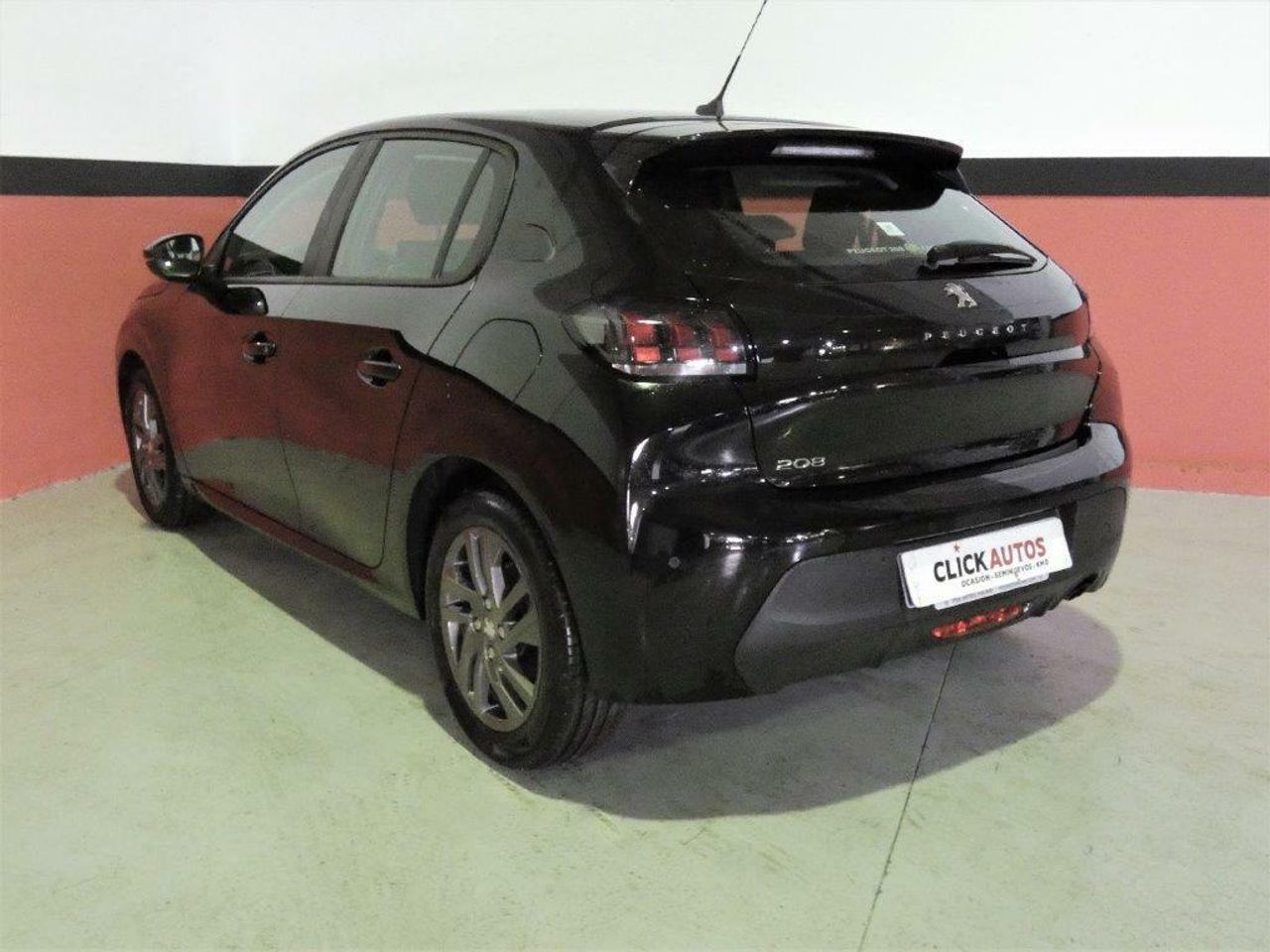 Foto Peugeot 208 5