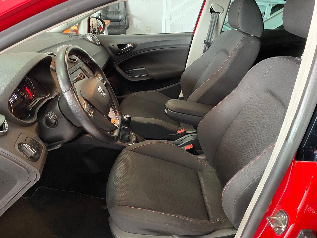 Foto Seat Ibiza 9