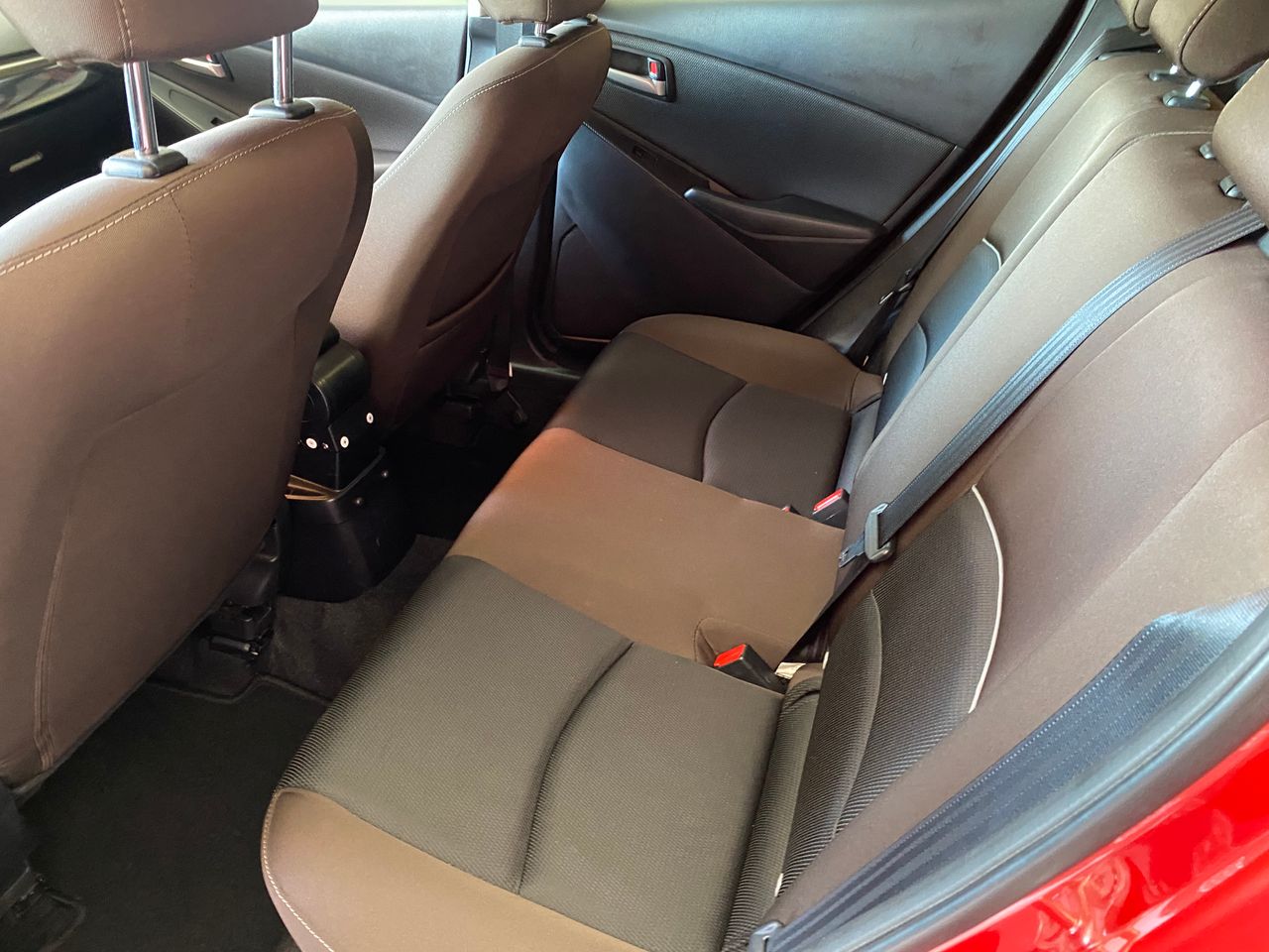 Foto Mazda Mazda2 14