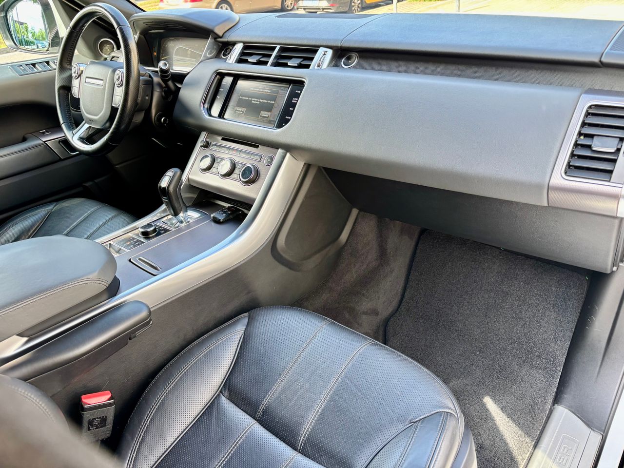 Foto Land-Rover Range Rover Sport 9