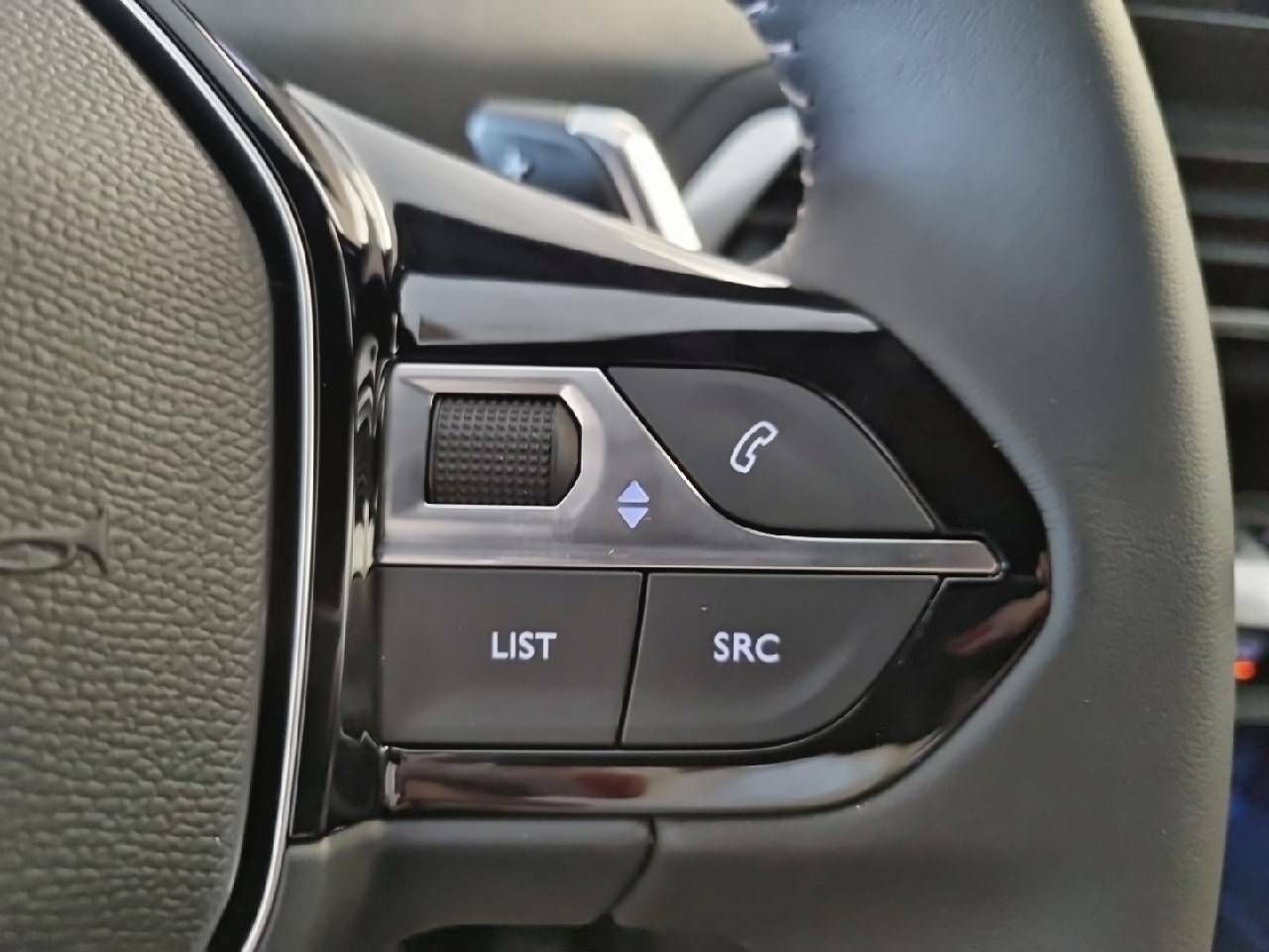 Foto Peugeot 5008 21