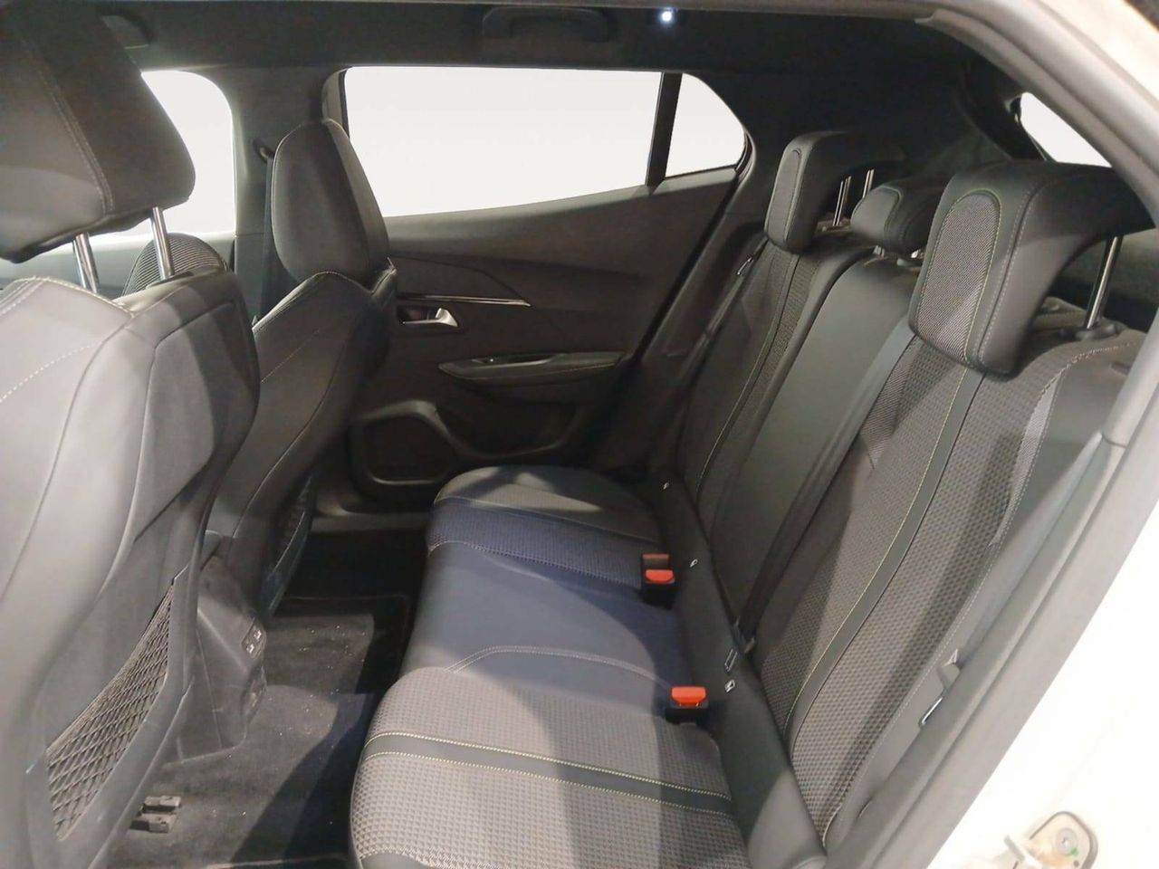 Foto Peugeot 2008 10