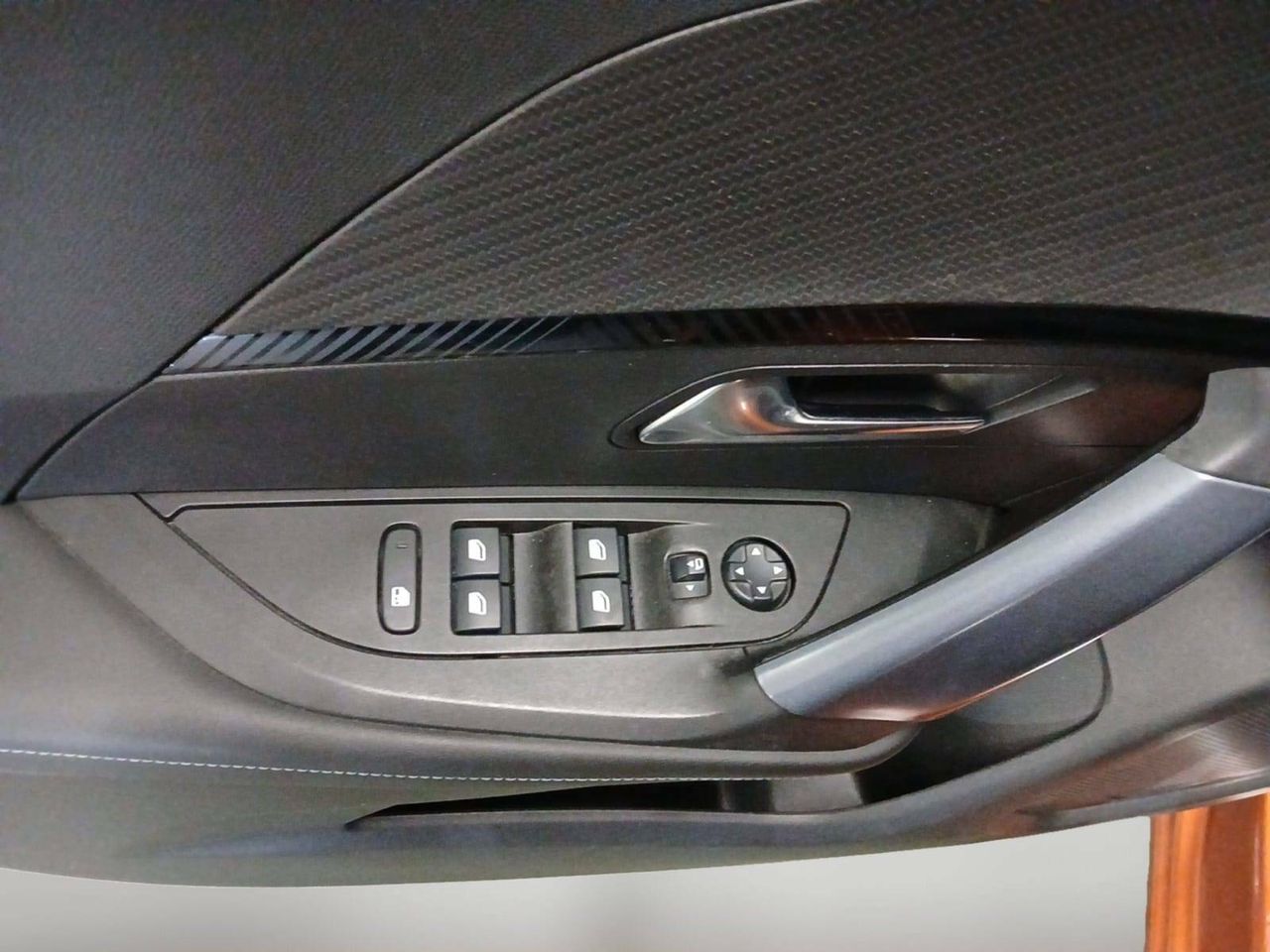 Foto Peugeot 2008 25
