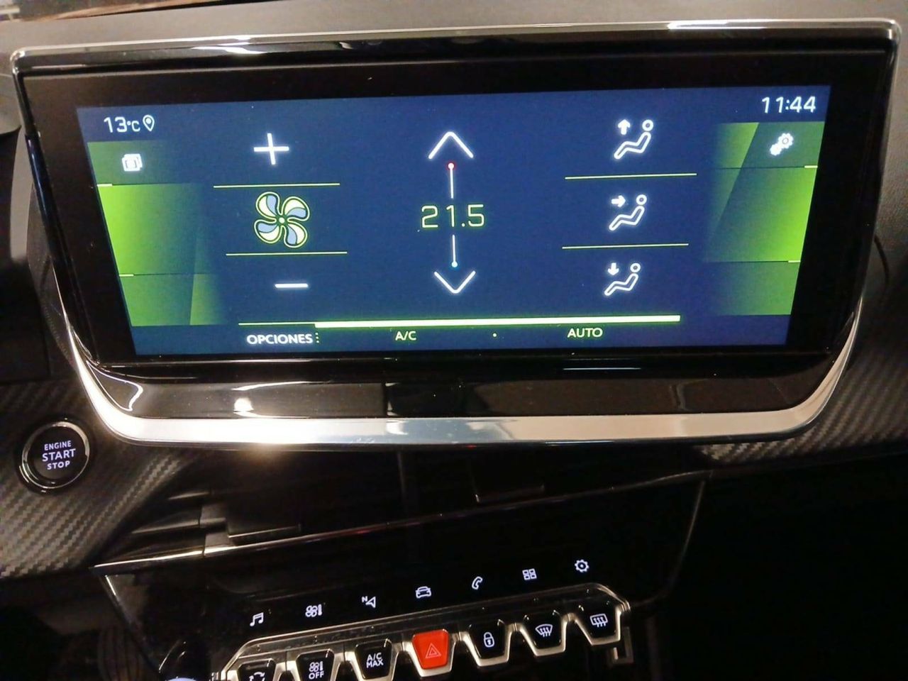 Foto Peugeot 2008 13