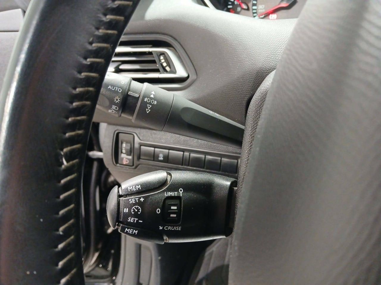 Foto Peugeot 308 23