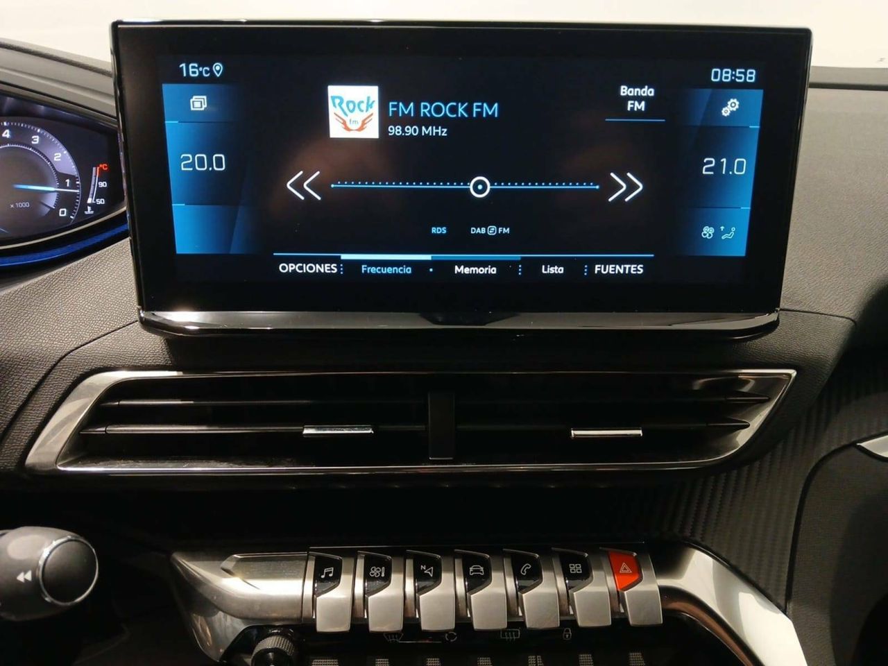Foto Peugeot 5008 28