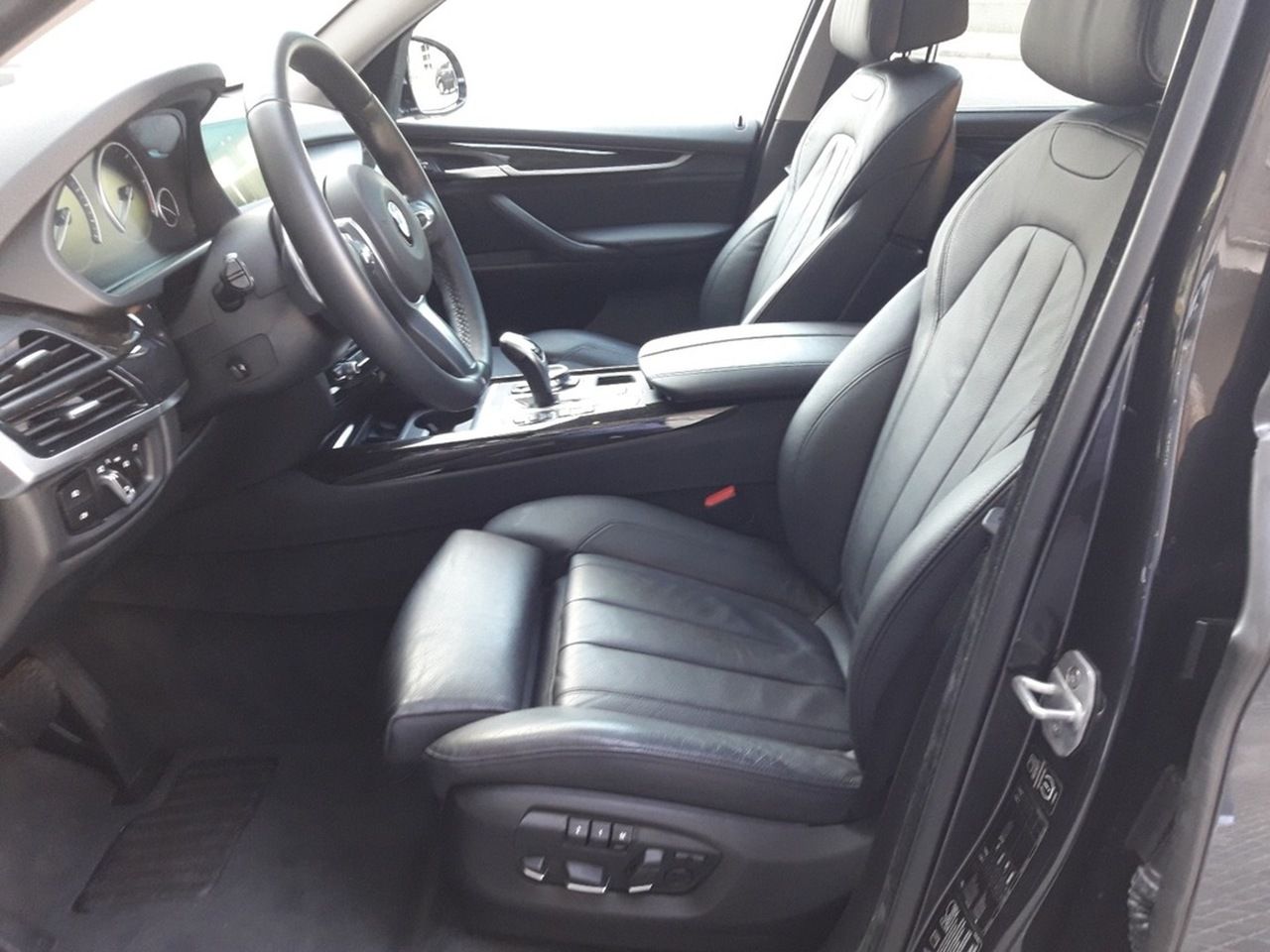 Foto BMW X5 12