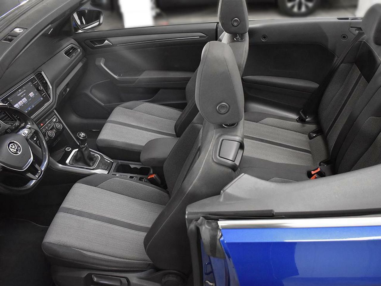 Foto Volkswagen T-Roc 12