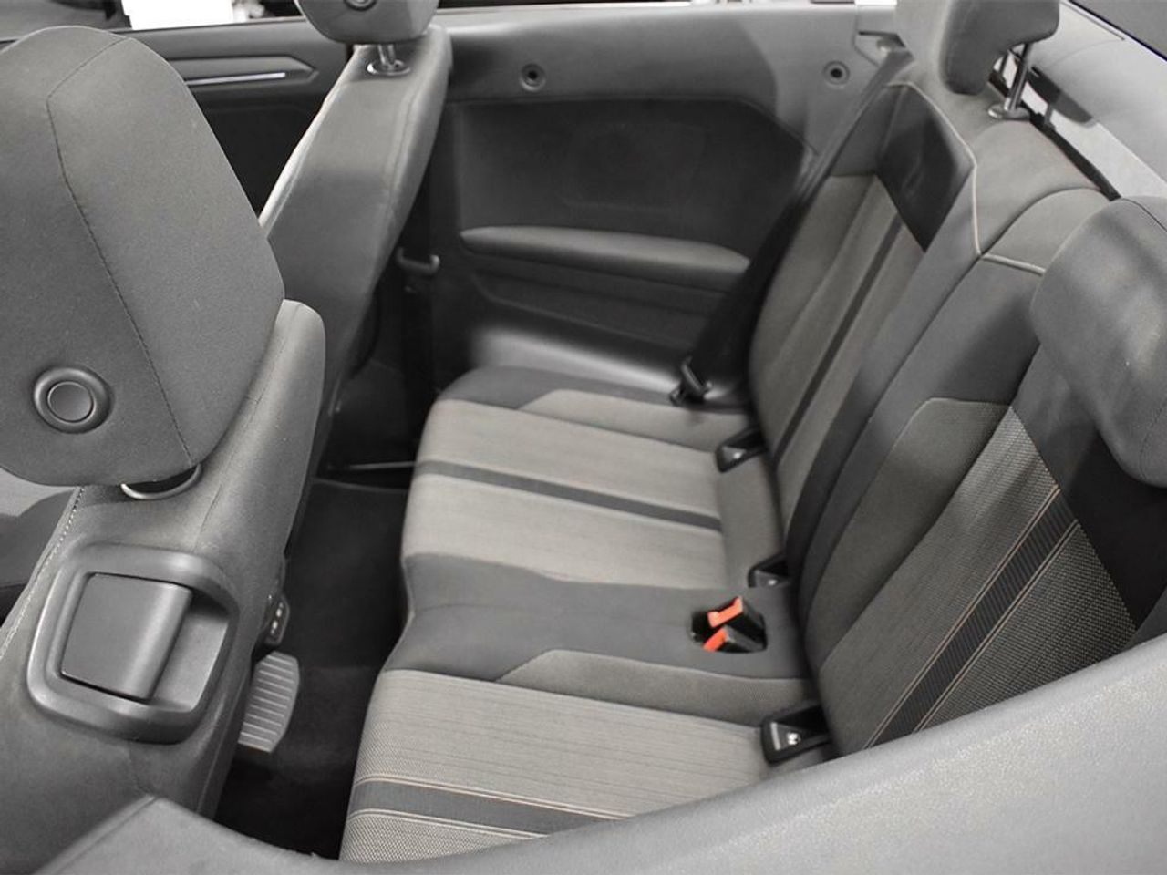 Foto Volkswagen T-Roc 14