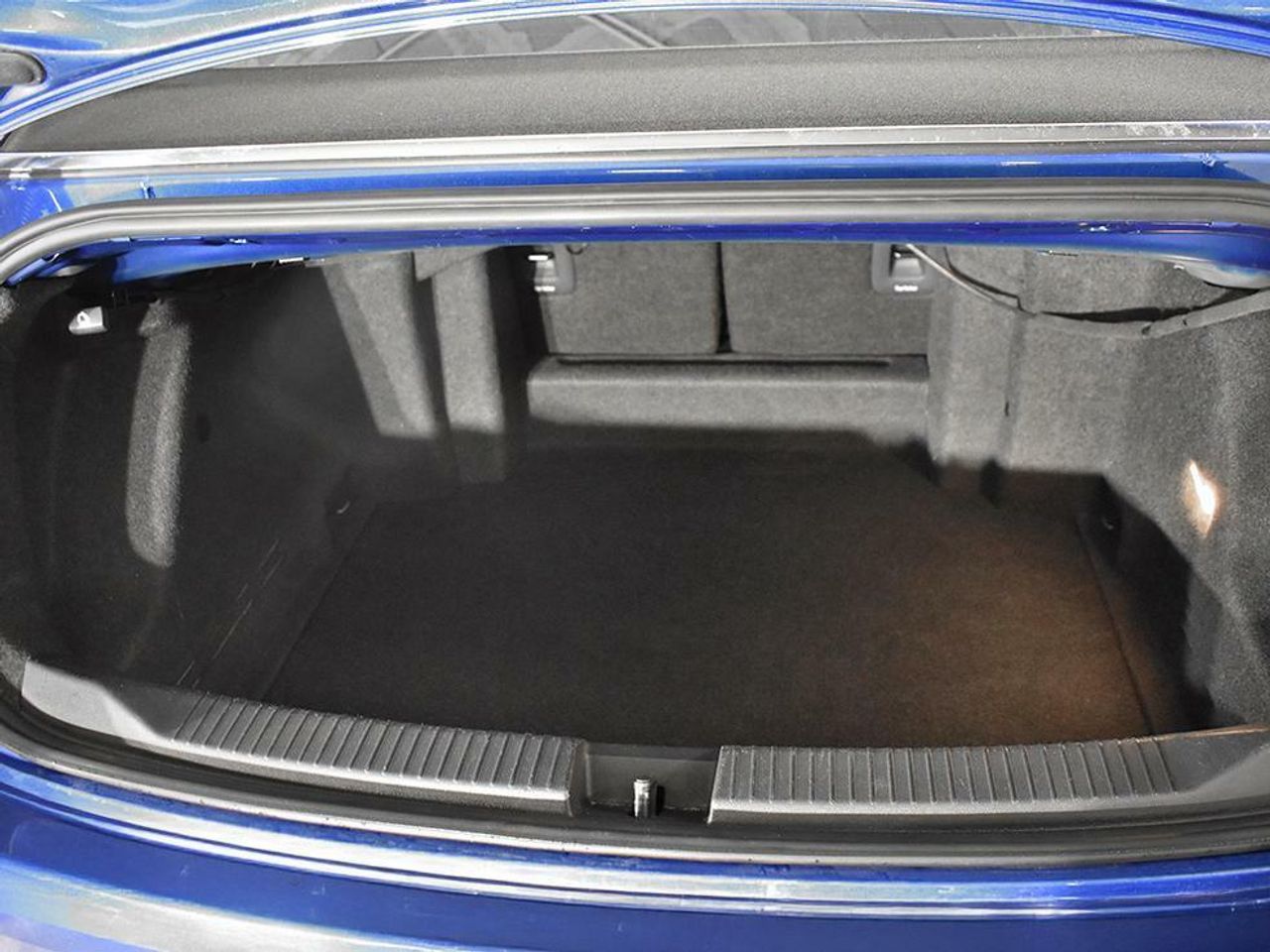 Foto Volkswagen T-Roc 15