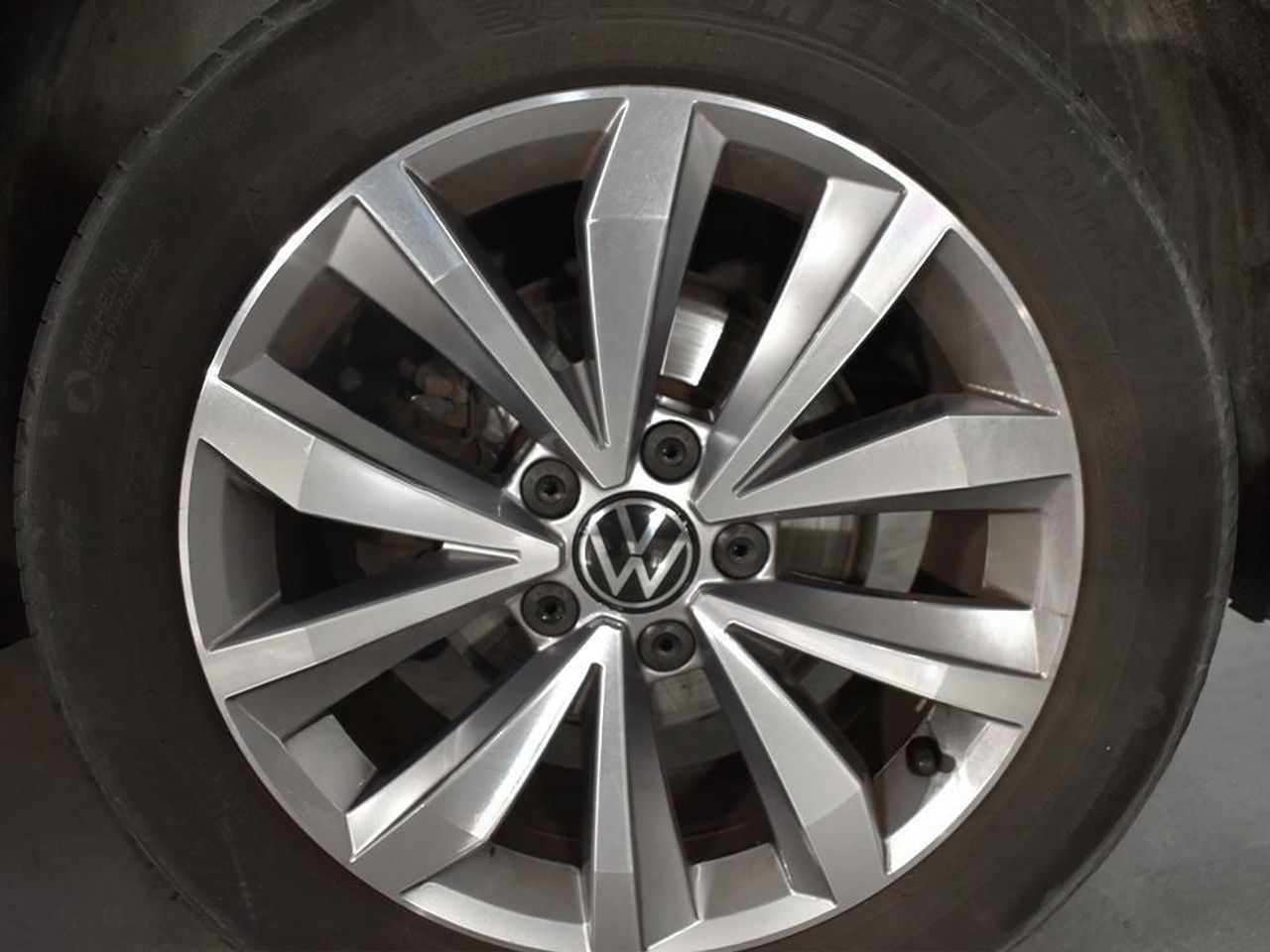 Foto Volkswagen T-Roc 16