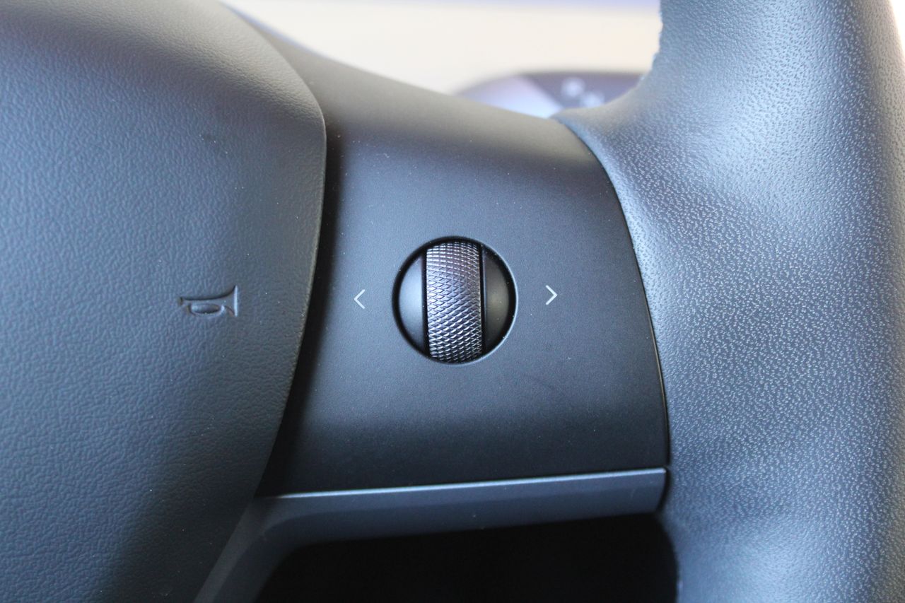 Foto Tesla Model Y 13