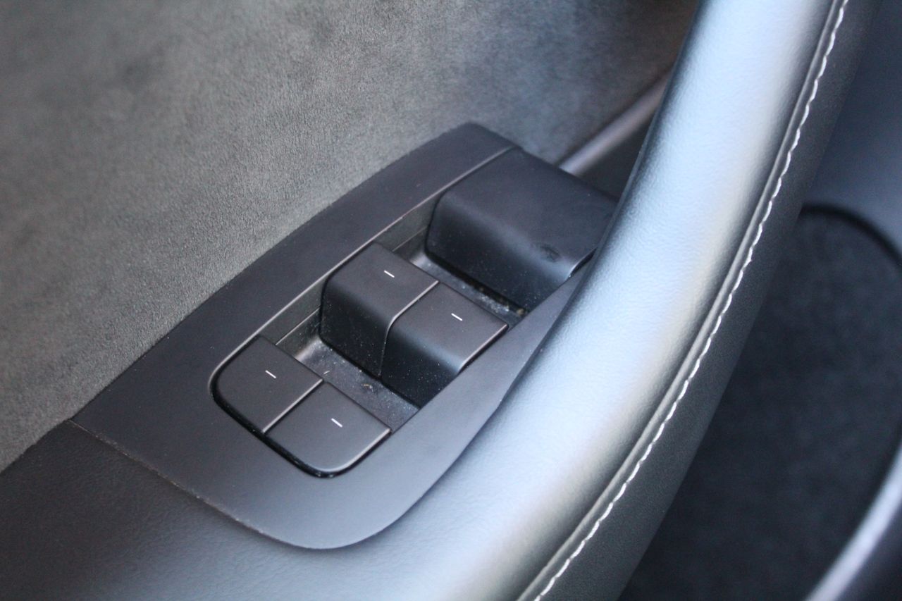 Foto Tesla Model Y 22