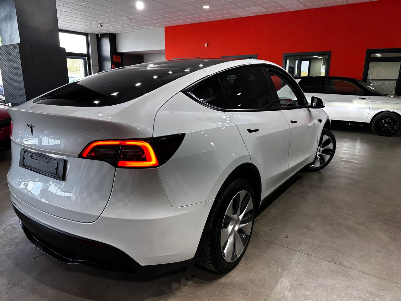 Foto Tesla Model Y 5