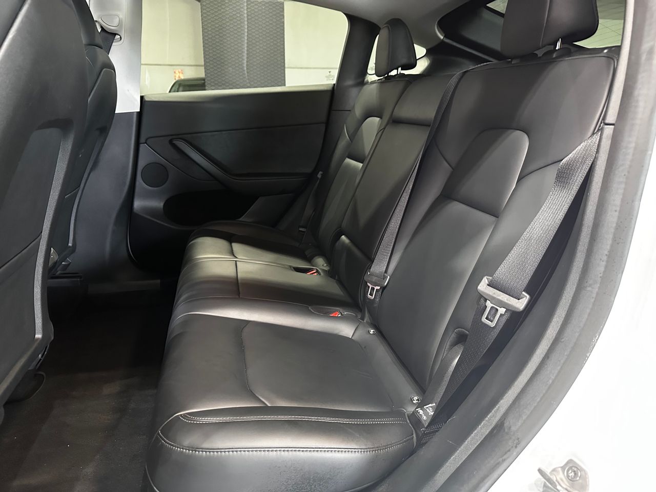 Foto Tesla Model Y 20