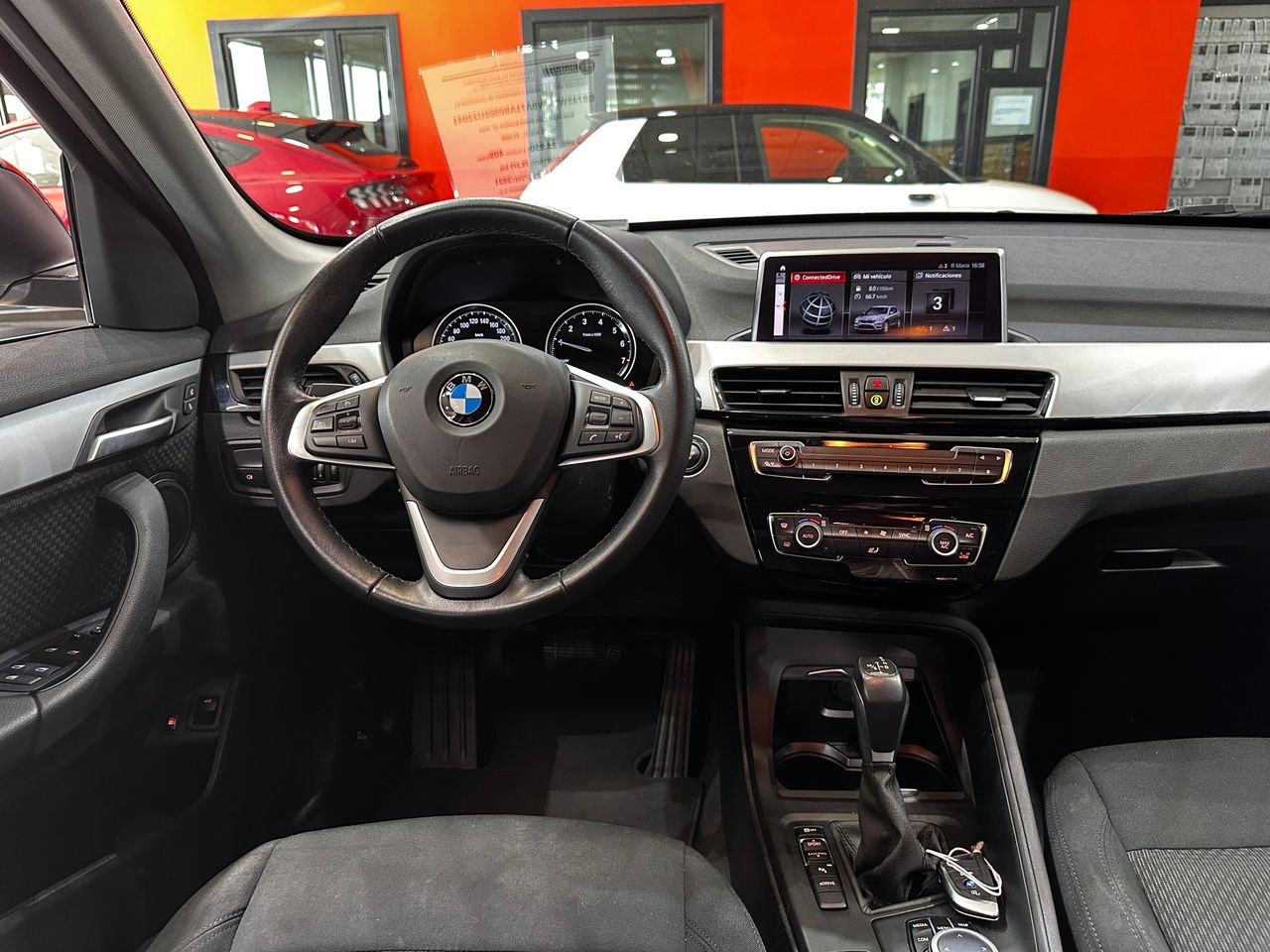 Foto BMW X1 12