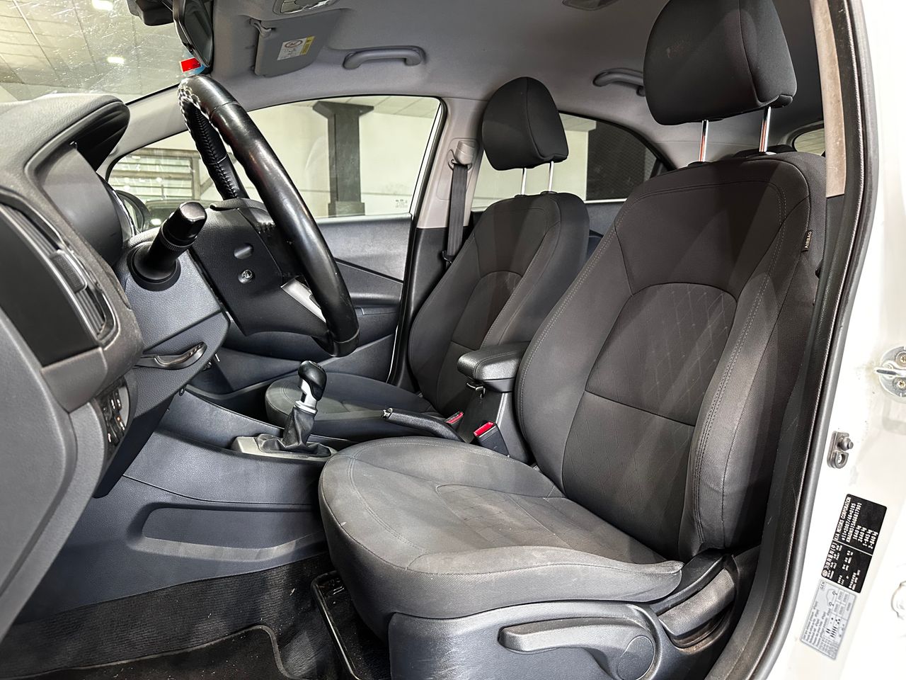 Foto Kia Rio 9