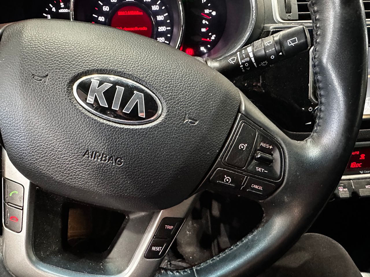 Foto Kia Rio 17