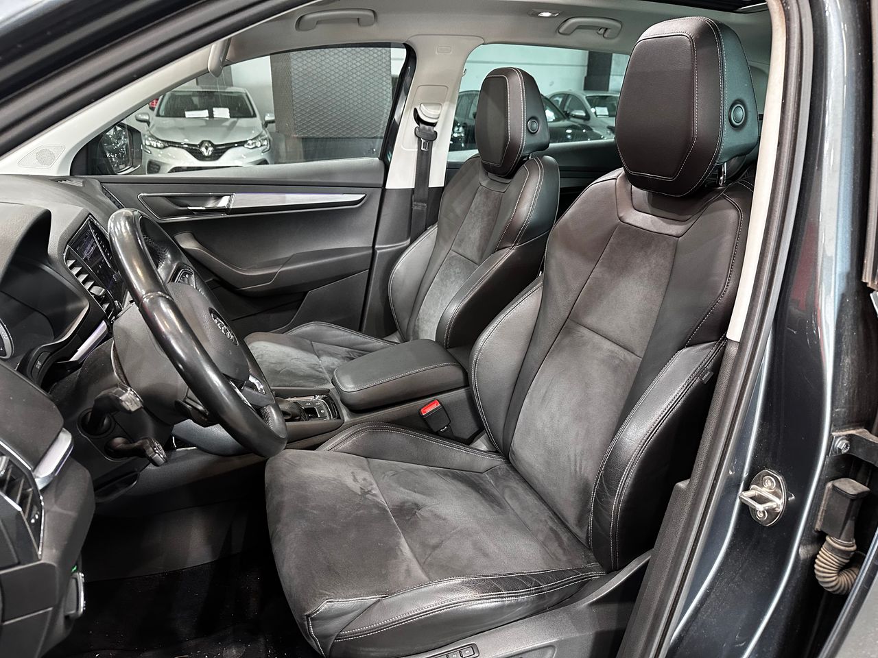 Foto Skoda Karoq 10