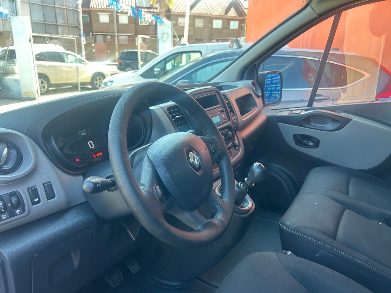 Foto Renault Trafic 9