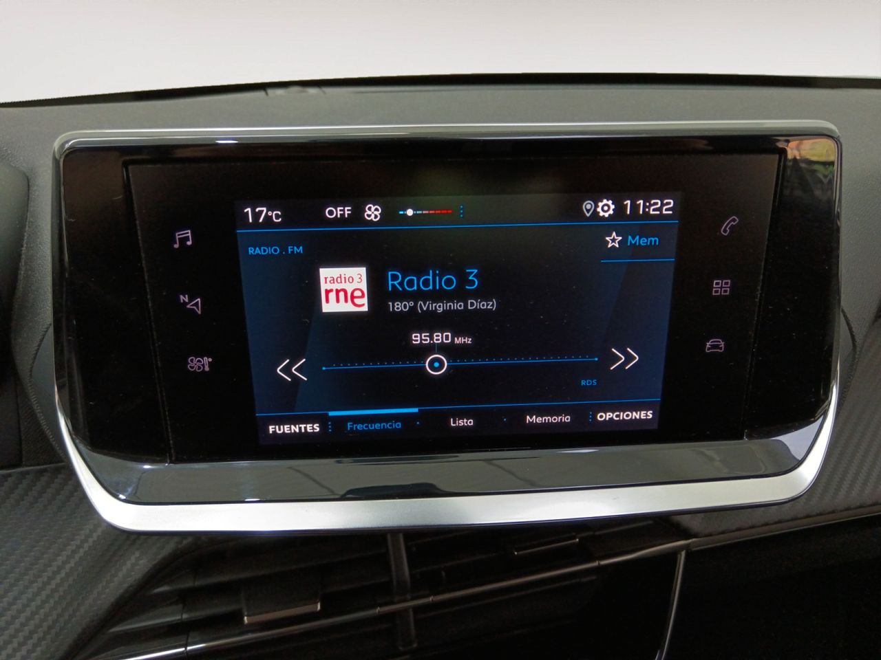 Foto Peugeot 208 16