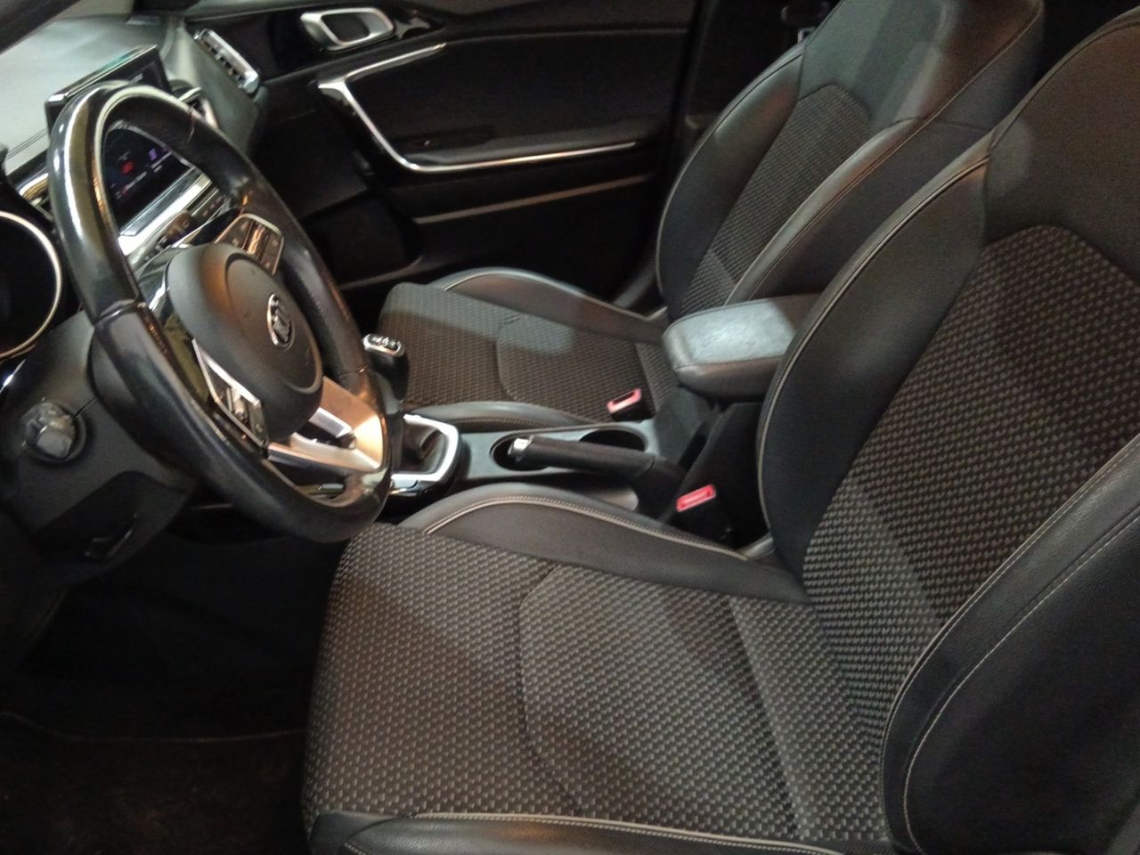 Foto Kia Ceed 8