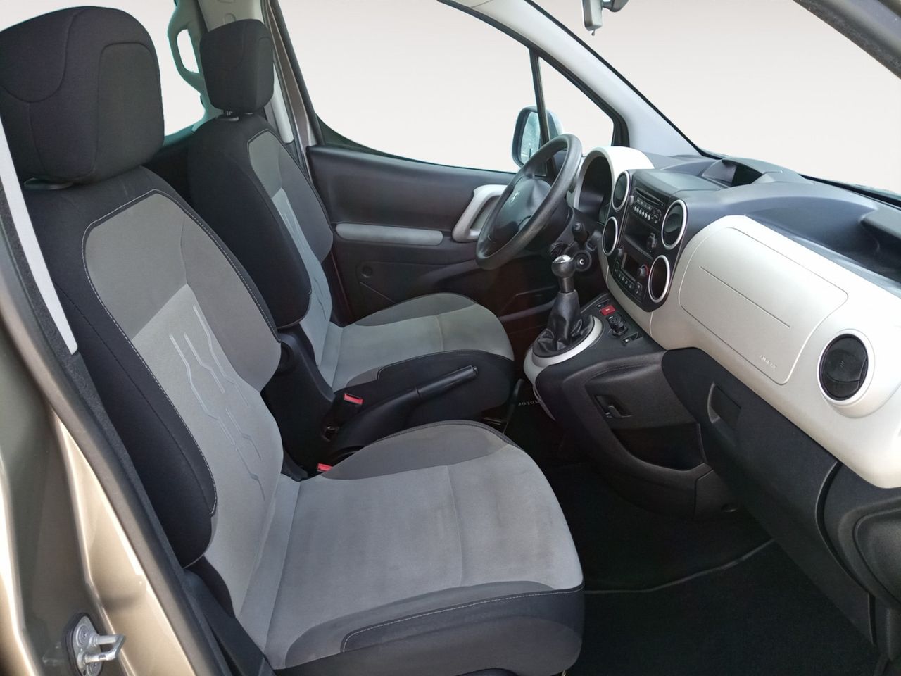 Foto Peugeot Partner 10