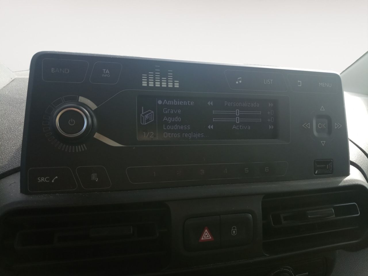 Foto Peugeot Rifter 16