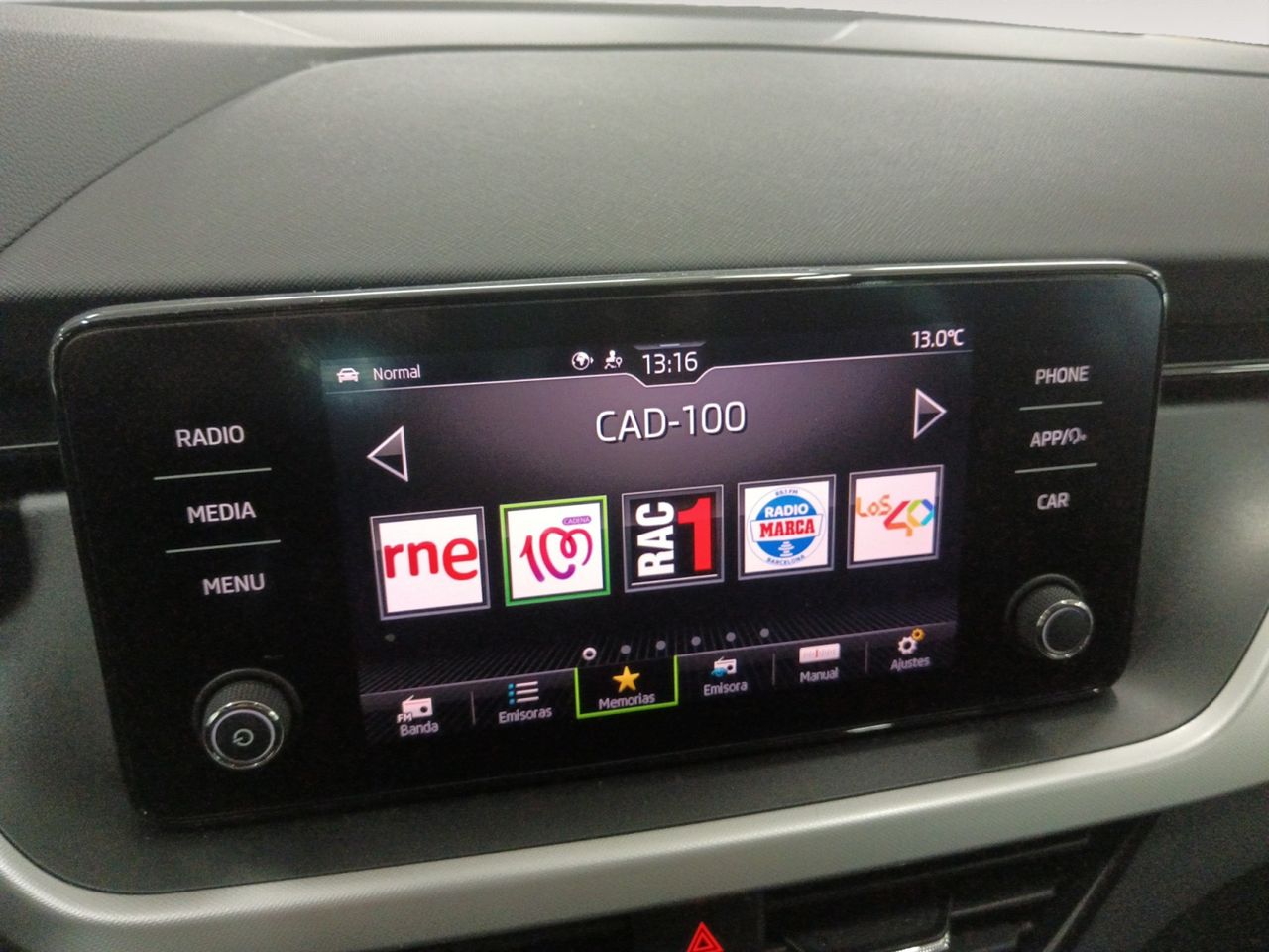 Foto Skoda Scala 15