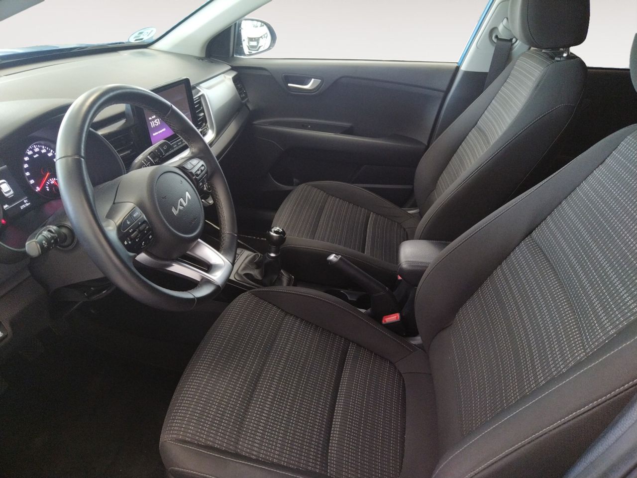 Foto Kia Stonic 8